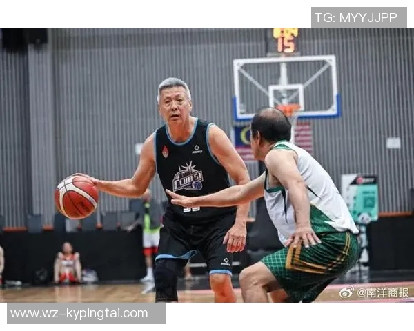 实时新闻深度对话黄伟如何在篮球人生中追逐梦想与挑战